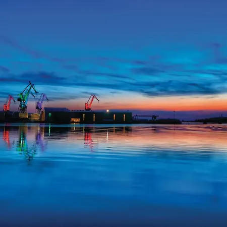 Radeki Glavica With Fireplace I Vikendica