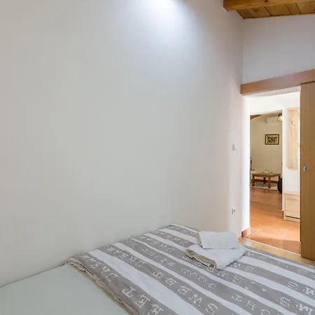 Radeki Glavica With Fireplace I Dom wakacyjny *